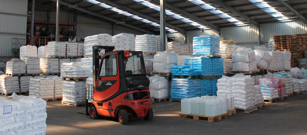 Stapler in Lagerhalle